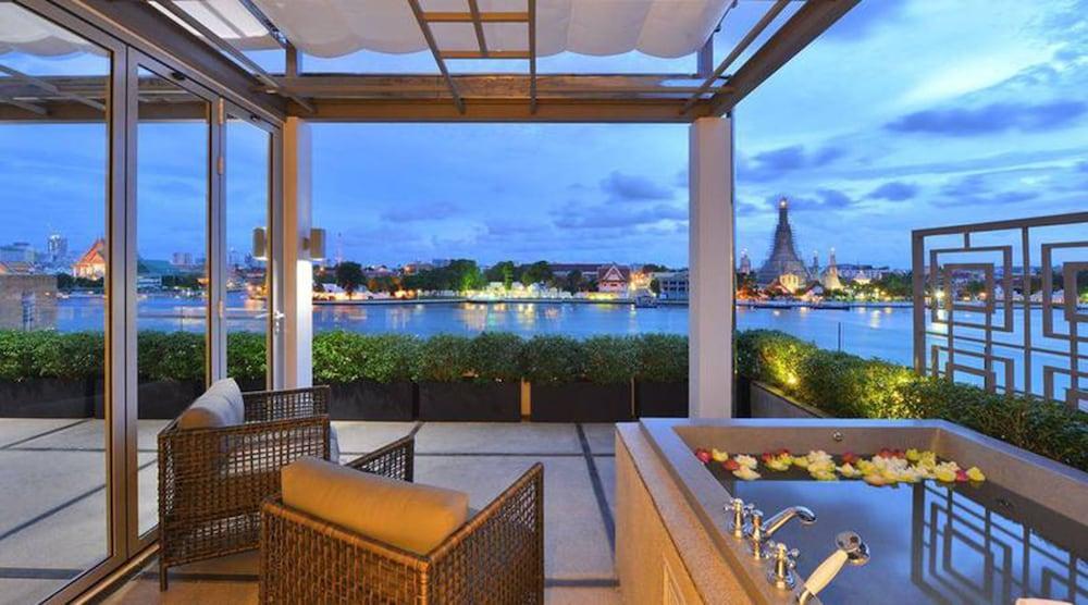 Riva Arun Bangkok Hotel Exterior photo